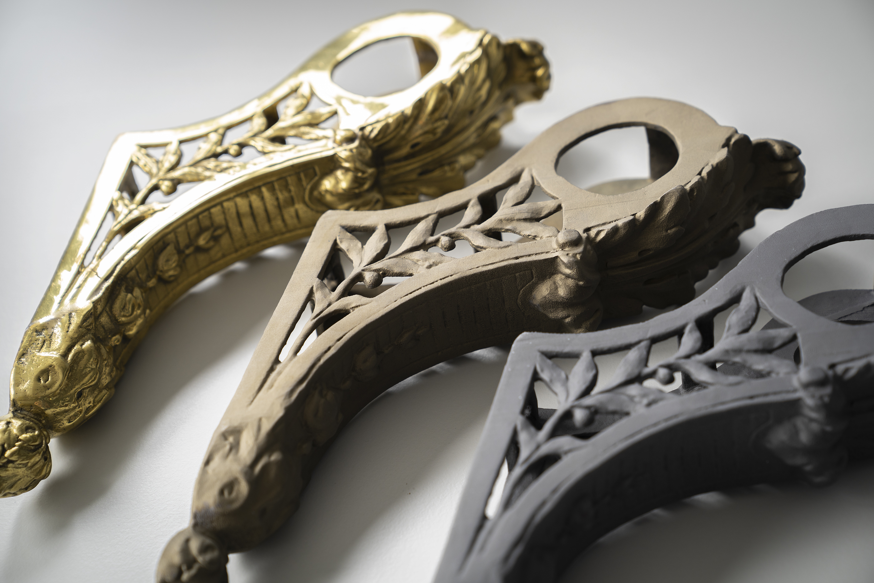 3D-Printed Metal Curtain Rod Brackets